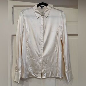 Ann Taylor Silk Classic Button-down blouse
